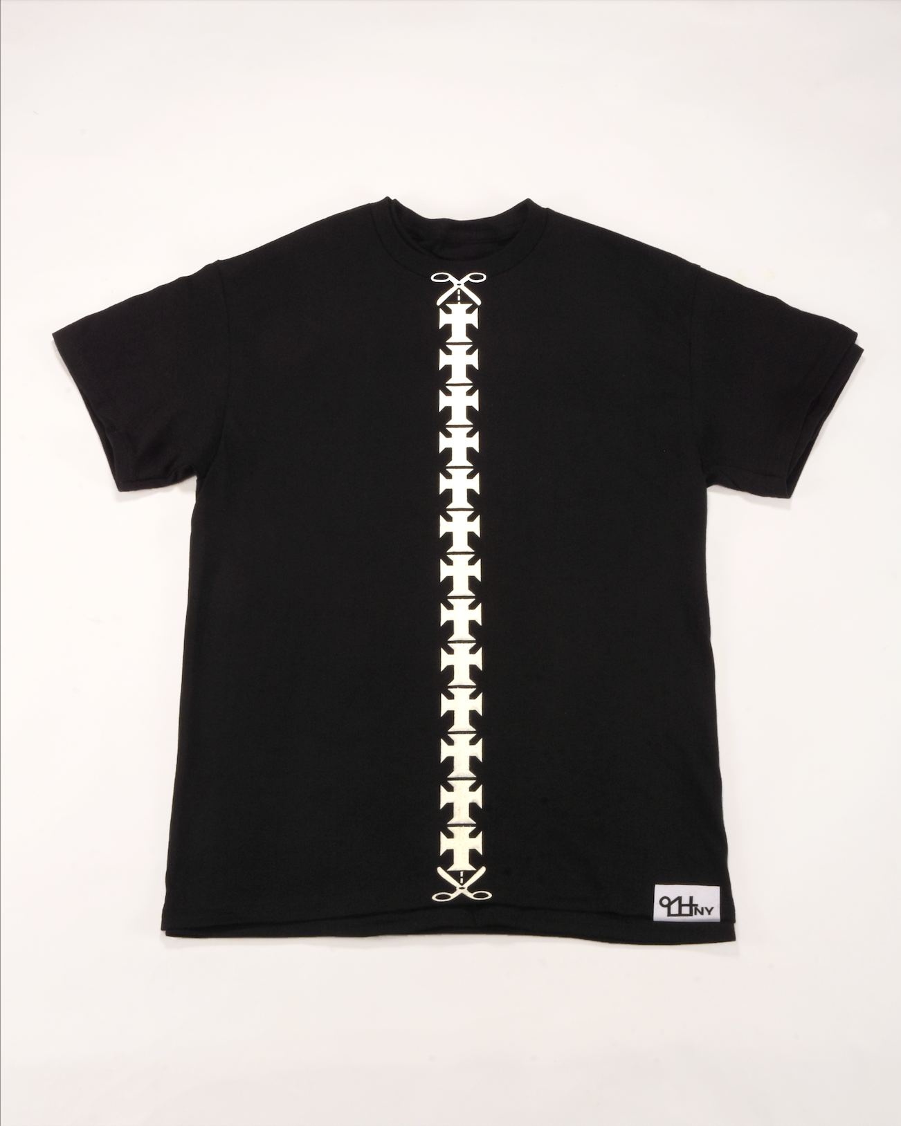 The Cut Shirt : Black Tee